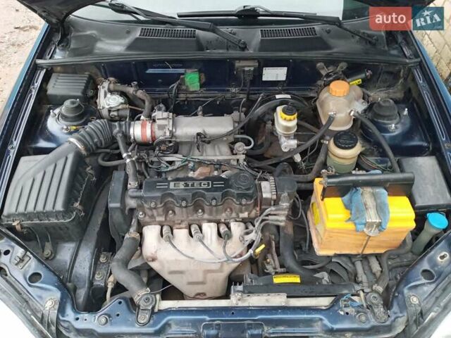 Деу Ланос 2006 у Харкові на Automoto.ua Синій Деу Ланос, об'ємом двигуна 1.5 л та пробігом 173 тис. км за 2790 $, фото 26 на Automoto.ua