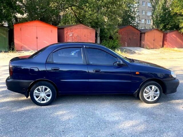 Синий Дэу Ланос, объемом двигателя 1.5 л и пробегом 220 тыс. км за 1900 $, фото 1 на Automoto.ua