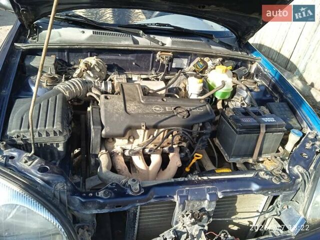 Синий Дэу Ланос, объемом двигателя 1.5 л и пробегом 225 тыс. км за 1500 $, фото 9 на Automoto.ua