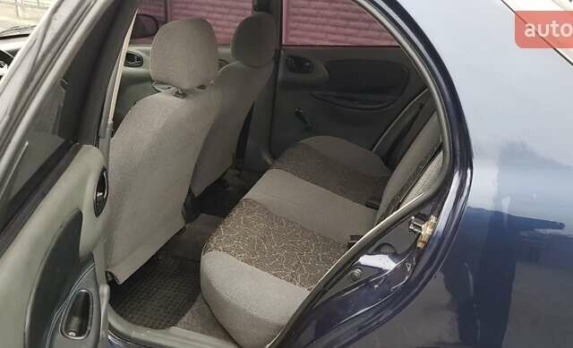 Синий Дэу Ланос, объемом двигателя 1.3 л и пробегом 168 тыс. км за 2200 $, фото 6 на Automoto.ua