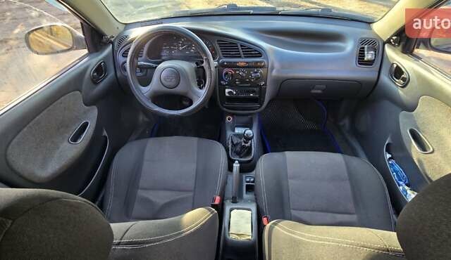 Синий Дэу Ланос, объемом двигателя 1.5 л и пробегом 345 тыс. км за 1800 $, фото 3 на Automoto.ua