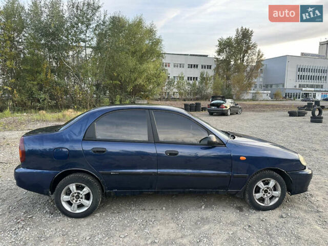 Синій Деу Ланос, об'ємом двигуна 1.5 л та пробігом 250 тис. км за 1400 $, фото 4 на Automoto.ua