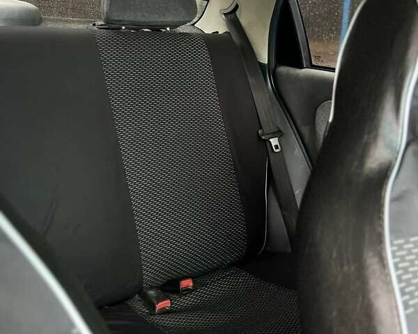 Дэу Ланос 2006 в Полтаве на Automoto.ua Синий Дэу Ланос, объемом двигателя 1.5 л и пробегом 224 тыс. км за 2500 $, фото 3 на Automoto.ua