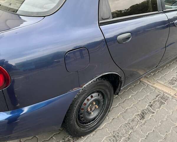 Синий Дэу Ланос, объемом двигателя 1.5 л и пробегом 270 тыс. км за 2150 $, фото 4 на Automoto.ua
