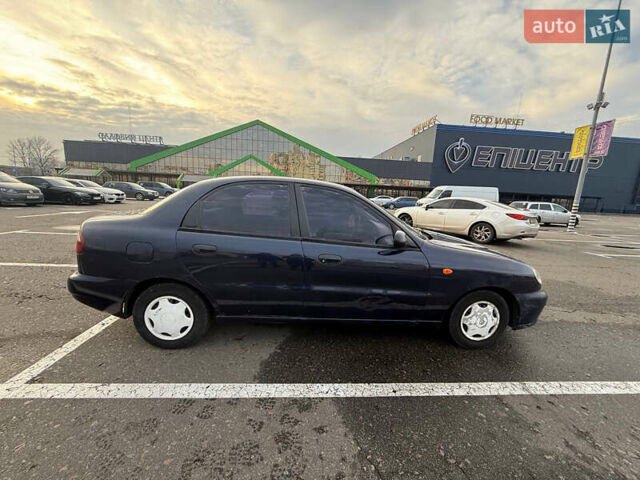 Синий Дэу Ланос, объемом двигателя 1.5 л и пробегом 340 тыс. км за 2400 $, фото 2 на Automoto.ua