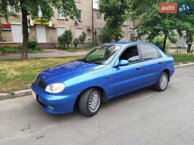Синий Дэу Ланос, объемом двигателя 1.5 л и пробегом 450 тыс. км за 2850 $, фото 3 на Automoto.ua