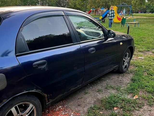 Синий Дэу Ланос, объемом двигателя 1.5 л и пробегом 250 тыс. км за 1000 $, фото 2 на Automoto.ua