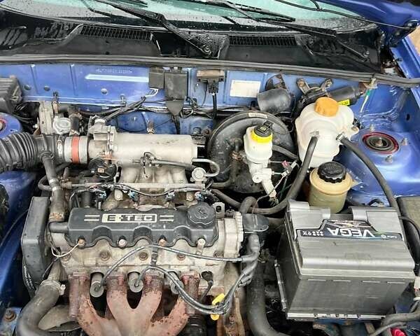 Дэу Ланос 2006 в Полтаве на Automoto.ua Синий Дэу Ланос, объемом двигателя 1.5 л и пробегом 224 тыс. км за 2500 $, фото 12 на Automoto.ua