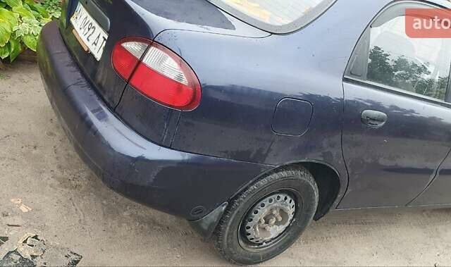 Синий Дэу Ланос, объемом двигателя 1.5 л и пробегом 200 тыс. км за 2100 $, фото 4 на Automoto.ua