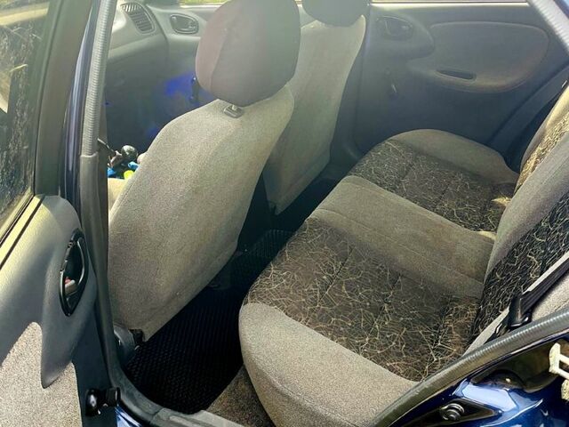 Синий Дэу Ланос, объемом двигателя 1.5 л и пробегом 14 тыс. км за 2100 $, фото 3 на Automoto.ua