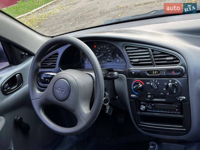 Синий Дэу Ланос, объемом двигателя 1.45 л и пробегом 211 тыс. км за 2600 $, фото 10 на Automoto.ua