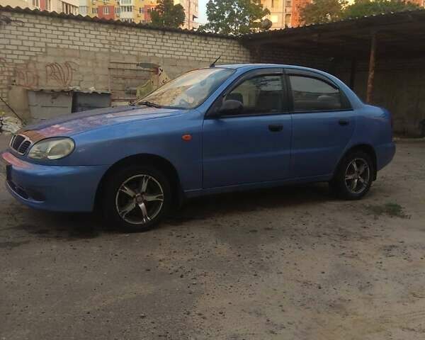 Синий Дэу Ланос, объемом двигателя 0 л и пробегом 186 тыс. км за 2300 $, фото 2 на Automoto.ua