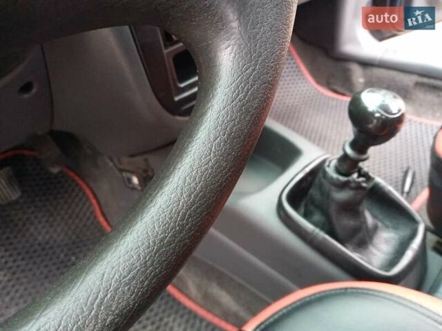 Деу Ланос 2006 у Харкові на Automoto.ua Синій Деу Ланос, об'ємом двигуна 1.5 л та пробігом 173 тис. км за 2790 $, фото 20 на Automoto.ua