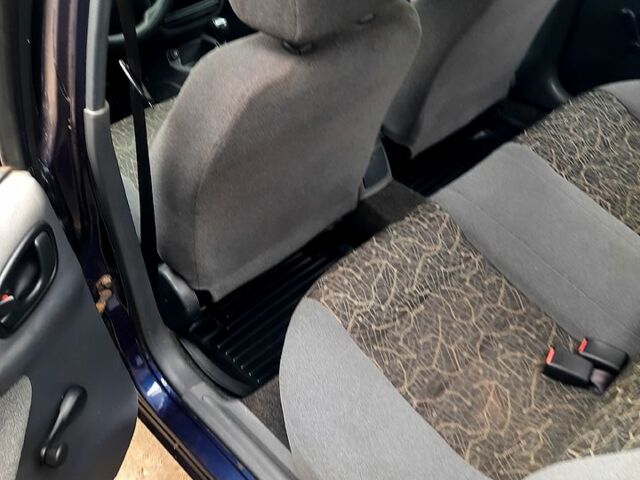 Синий Дэу Ланос, объемом двигателя 1.5 л и пробегом 220 тыс. км за 2000 $, фото 2 на Automoto.ua