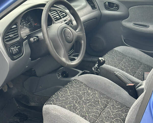 Синий Дэу Ланос, объемом двигателя 0 л и пробегом 277 тыс. км за 2200 $, фото 5 на Automoto.ua