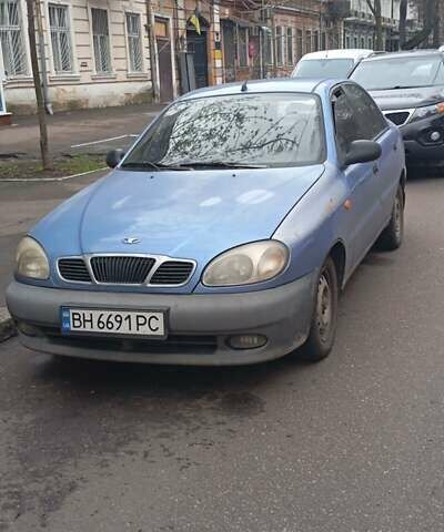 Синий Дэу Ланос, объемом двигателя 1.5 л и пробегом 500 тыс. км за 1600 $, фото 1 на Automoto.ua