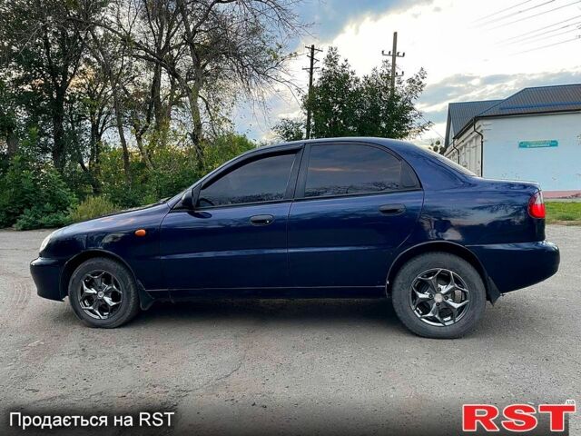 Синій Деу Ланос, об'ємом двигуна 1.5 л та пробігом 260 тис. км за 3100 $, фото 4 на Automoto.ua