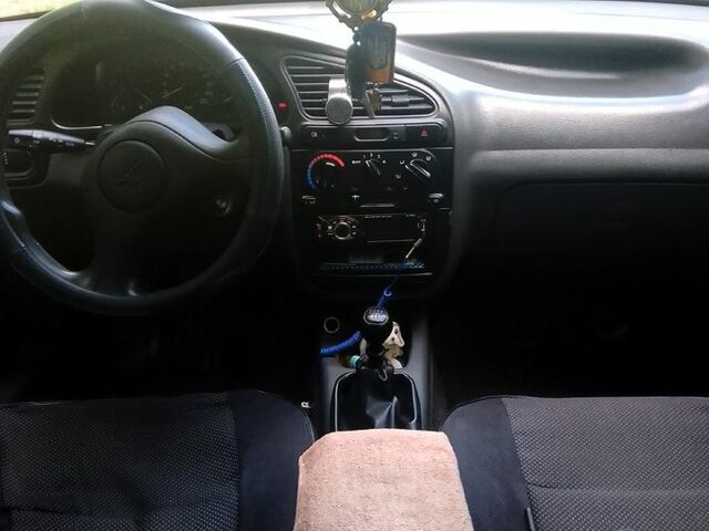 Синий Дэу Ланос, объемом двигателя 1.5 л и пробегом 168 тыс. км за 3500 $, фото 5 на Automoto.ua