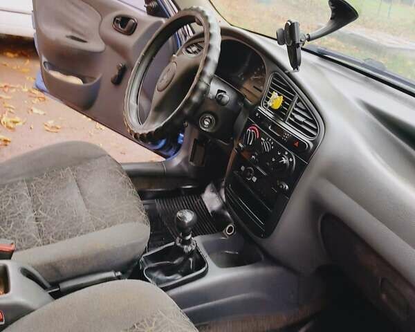 Деу Ланос 2007 у Житомирі на Automoto.ua Синій Деу Ланос, об'ємом двигуна 1.5 л та пробігом 300 тис. км за 1350 $, фото 9 на Automoto.ua