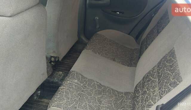 Синий Дэу Ланос, объемом двигателя 1.6 л и пробегом 172 тыс. км за 3100 $, фото 7 на Automoto.ua