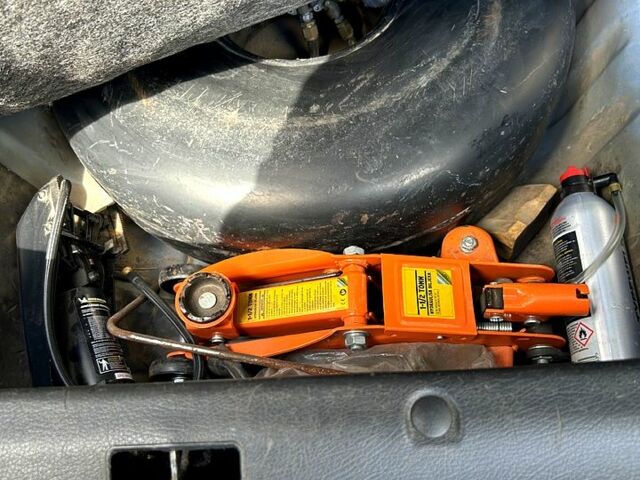 Синий Дэу Ланос, объемом двигателя 1.5 л и пробегом 143 тыс. км за 2750 $, фото 5 на Automoto.ua