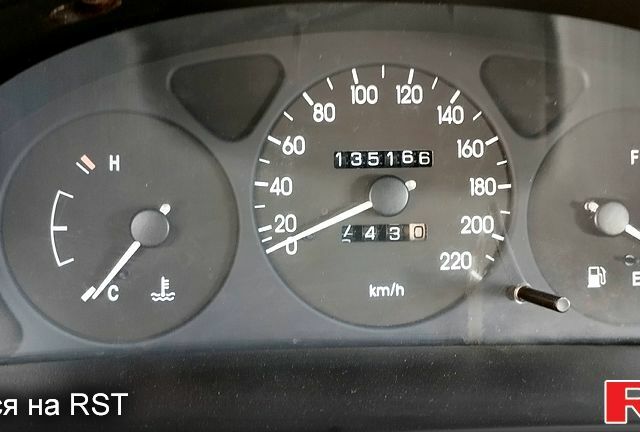 Синий Дэу Ланос, объемом двигателя 1.5 л и пробегом 135 тыс. км за 2000 $, фото 1 на Automoto.ua