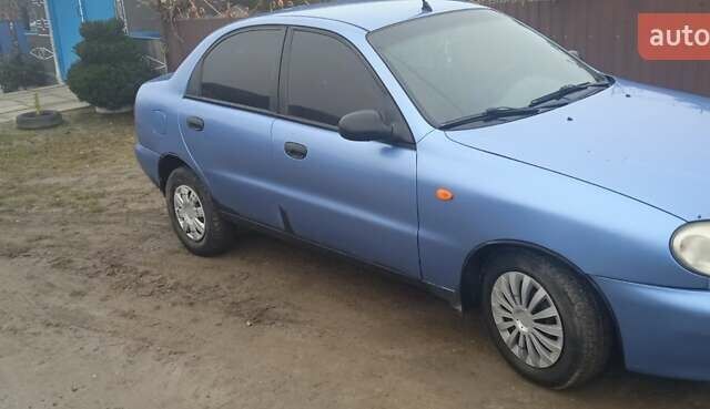 Синий Дэу Ланос, объемом двигателя 1.5 л и пробегом 157 тыс. км за 1550 $, фото 3 на Automoto.ua