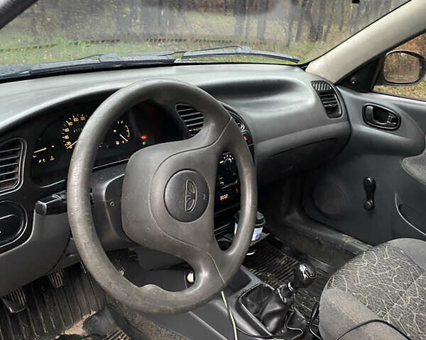 Синій Деу Ланос, об'ємом двигуна 1.5 л та пробігом 311 тис. км за 1890 $, фото 6 на Automoto.ua