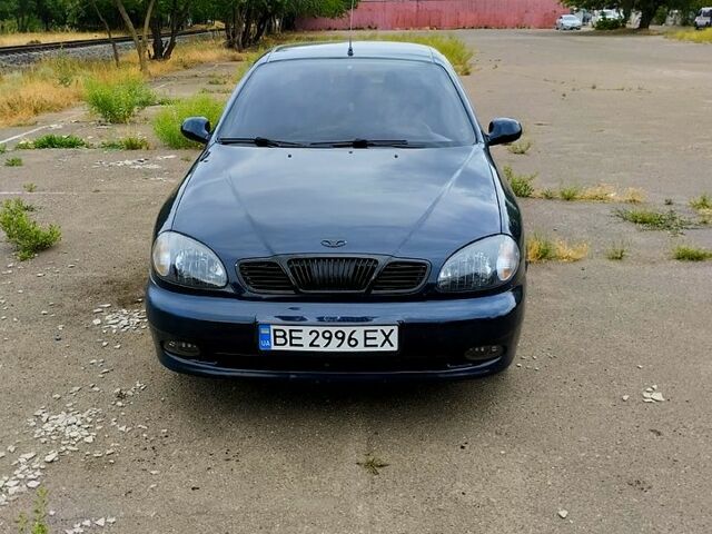 Синий Дэу Ланос, объемом двигателя 1.5 л и пробегом 230 тыс. км за 2500 $, фото 4 на Automoto.ua