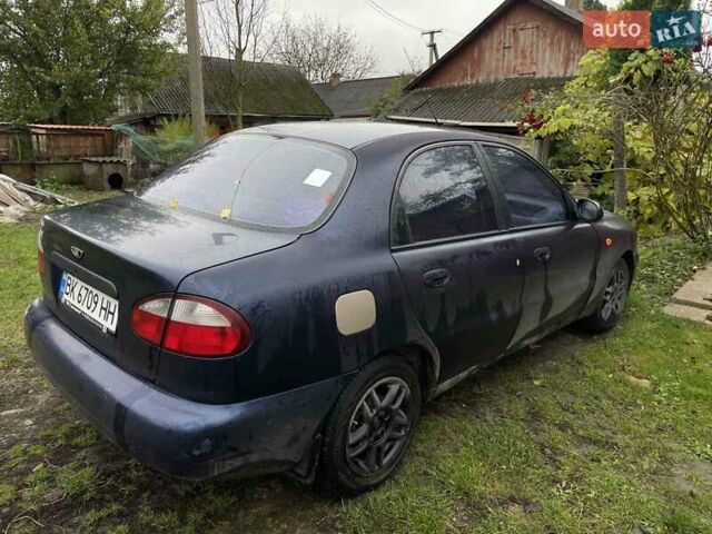 Синій Деу Ланос, об'ємом двигуна 1.5 л та пробігом 267 тис. км за 1500 $, фото 3 на Automoto.ua