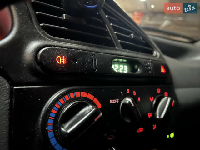 Синій Деу Ланос, об'ємом двигуна 1.5 л та пробігом 121 тис. км за 2600 $, фото 18 на Automoto.ua