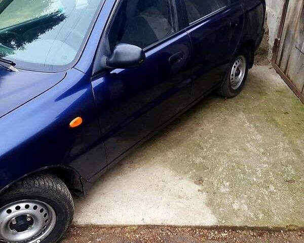 Синій Деу Ланос, об'ємом двигуна 1.5 л та пробігом 220 тис. км за 2000 $, фото 2 на Automoto.ua