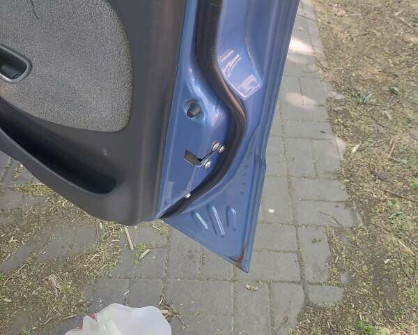 Синий Дэу Ланос, объемом двигателя 1.5 л и пробегом 150 тыс. км за 2600 $, фото 5 на Automoto.ua