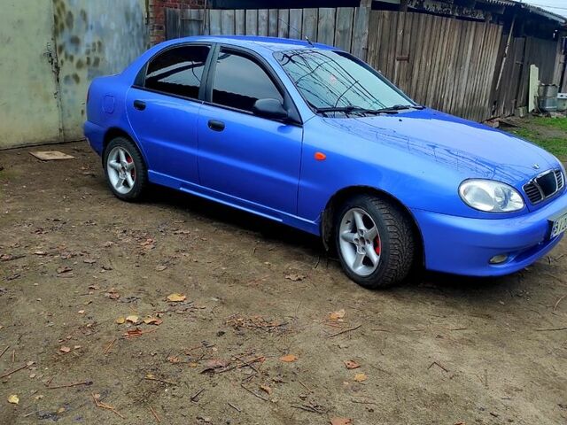Синий Дэу Ланос, объемом двигателя 1.5 л и пробегом 97 тыс. км за 3500 $, фото 1 на Automoto.ua
