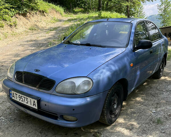 Синий Дэу Ланос, объемом двигателя 1.5 л и пробегом 213 тыс. км за 2000 $, фото 2 на Automoto.ua