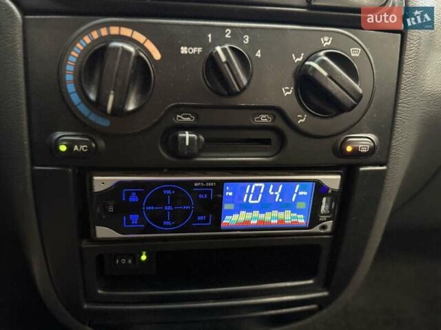 Дэу Ланос 2007 в Запорожье на Automoto.ua Синий Дэу Ланос, объемом двигателя 1.5 л и пробегом 240 тыс. км за 2600 $, фото 25 на Automoto.ua