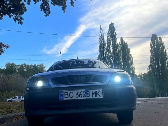 Синий Дэу Ланос, объемом двигателя 1.5 л и пробегом 300 тыс. км за 1400 $, фото 8 на Automoto.ua