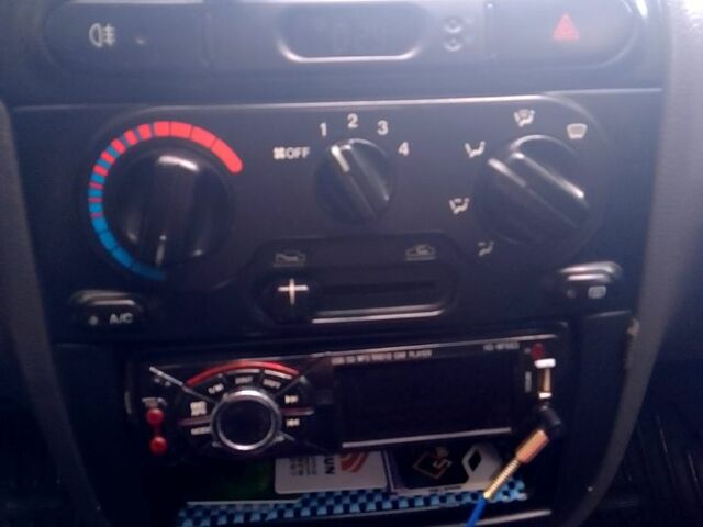 Синий Дэу Ланос, объемом двигателя 1.5 л и пробегом 168 тыс. км за 3500 $, фото 12 на Automoto.ua