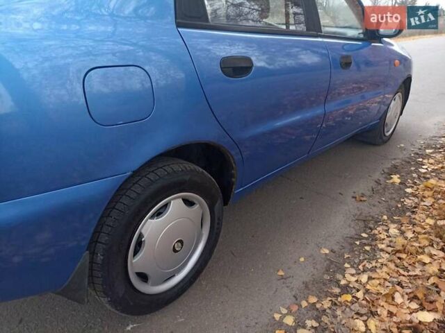 Синий Дэу Ланос, объемом двигателя 1.5 л и пробегом 240 тыс. км за 2550 $, фото 4 на Automoto.ua