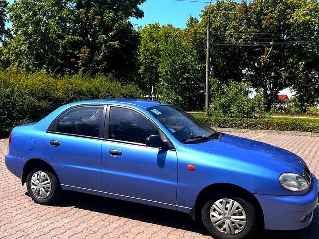 Синий Дэу Ланос, объемом двигателя 1.4 л и пробегом 79 тыс. км за 2200 $, фото 1 на Automoto.ua