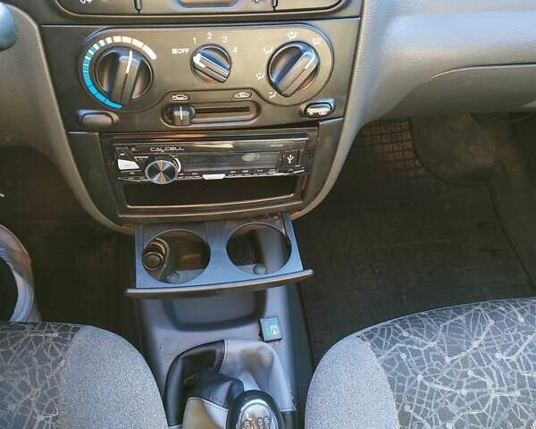 Синій Деу Ланос, об'ємом двигуна 1.5 л та пробігом 162 тис. км за 2100 $, фото 4 на Automoto.ua