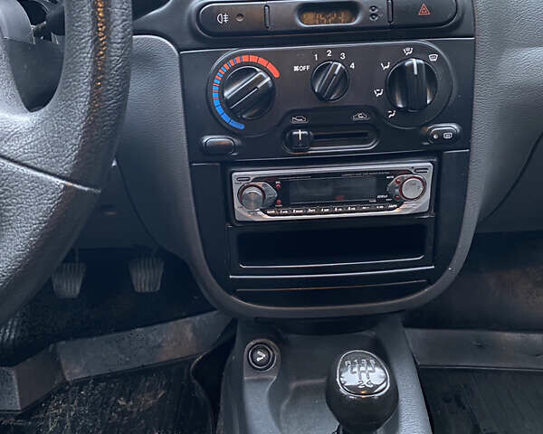 Синій Деу Ланос, об'ємом двигуна 1.5 л та пробігом 76 тис. км за 2850 $, фото 11 на Automoto.ua