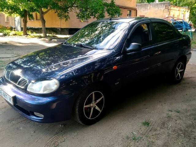 Синий Дэу Ланос, объемом двигателя 1.5 л и пробегом 168 тыс. км за 3500 $, фото 1 на Automoto.ua