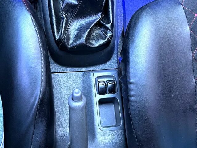 Синий Дэу Ланос, объемом двигателя 1.5 л и пробегом 164 тыс. км за 2500 $, фото 7 на Automoto.ua