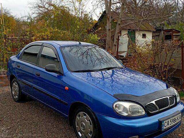 Синій Деу Ланос, об'ємом двигуна 1.5 л та пробігом 185 тис. км за 2850 $, фото 2 на Automoto.ua