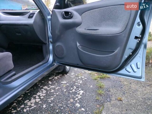 Синий Дэу Ланос, объемом двигателя 1.6 л и пробегом 227 тыс. км за 3300 $, фото 8 на Automoto.ua