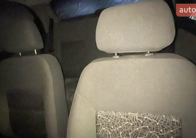 Синий Дэу Ланос, объемом двигателя 1.5 л и пробегом 120 тыс. км за 3200 $, фото 3 на Automoto.ua