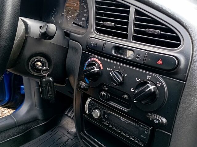 Синий Дэу Ланос, объемом двигателя 1.5 л и пробегом 185 тыс. км за 2850 $, фото 8 на Automoto.ua