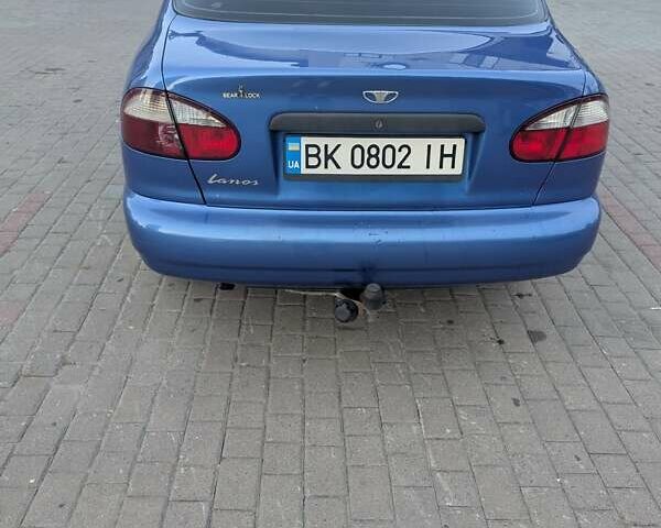 Синий Дэу Ланос, объемом двигателя 1.5 л и пробегом 330 тыс. км за 2500 $, фото 1 на Automoto.ua