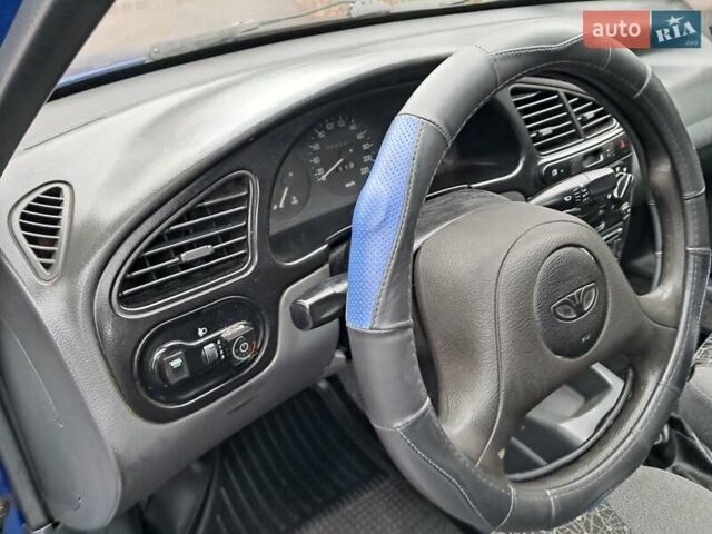 Синий Дэу Ланос, объемом двигателя 1.5 л и пробегом 360 тыс. км за 2250 $, фото 4 на Automoto.ua
